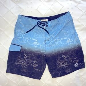 Men’s swim shorts